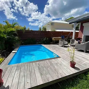 Cosy Toute Equipee Avec Piscine Le Gosier (Grande-Terre)